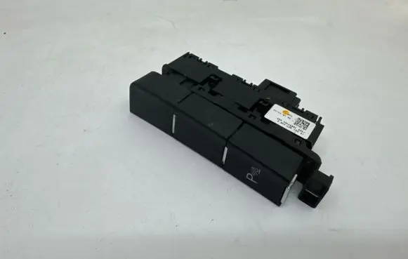 Volkswagen Golf VII Parking (PDC) sensor switch 5G1927238E