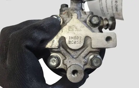 Opel Insignia A Power steering pump 13309339