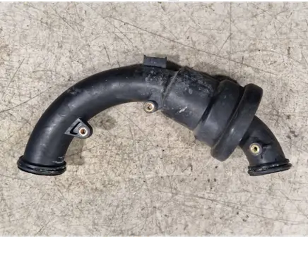 Mercedes-Benz B W246 W242 Intercooler hose/pipe A6511400387 4012203C