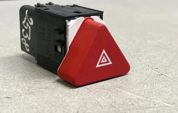 Volkswagen Golf Plus Hazard light switch 5M0953509A