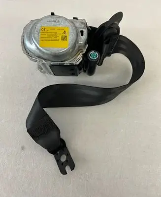 Audi Q7 4M Rear seatbelt 4M0857806D 34163762D 4M0857806