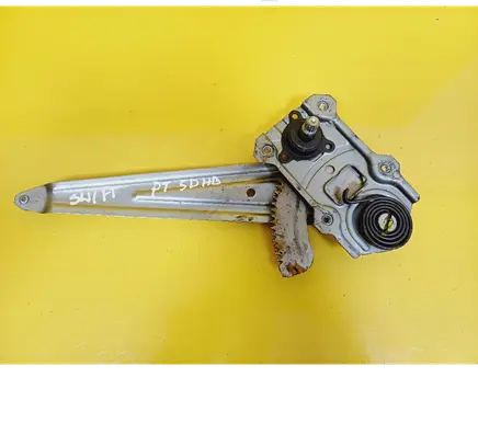 Suzuki Swift I Rear door manual window regulator 