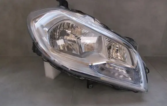 Suzuki SX4 S-Cross Headlight/headlamp