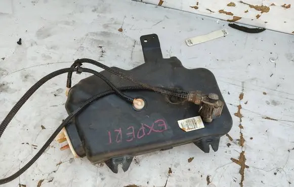 Peugeot Expert FAP fluid tank 1440080380