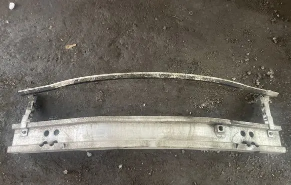 Infiniti M30 Front bumper cross member 