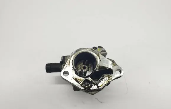 Mercedes-Benz B W246 W242 Vacuum pump 146505272R 705641000 13T1752377