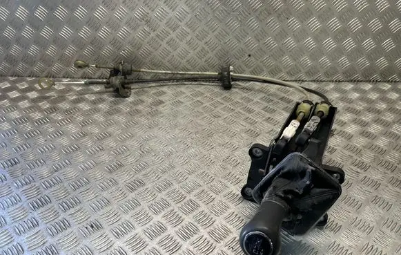 Opel Zafira B Gear shifter/selector 55351959