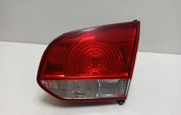 Volkswagen Golf VI Tailgate rear/tail lights 5K0945108