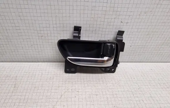 Subaru Outback Front door interior handle