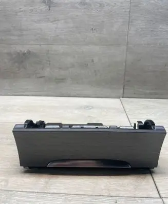 Ashtray (front)