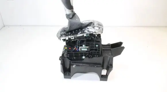 Opel Mokka Gear shifter/selector 161192338KR 95133888