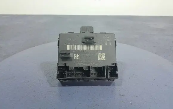 Audi A8 S8 D2 4D Other control units/modules 4N0839015D
