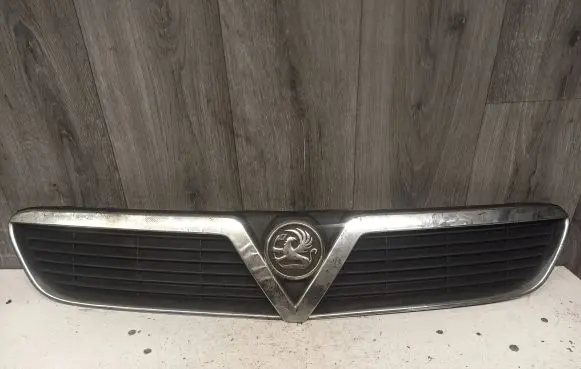 Opel Vectra C Front grill 13106814