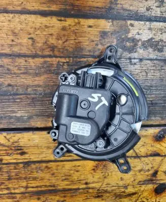 Ford Focus Air flap motor/actuator GS7H19E616CA 011RVXVA680