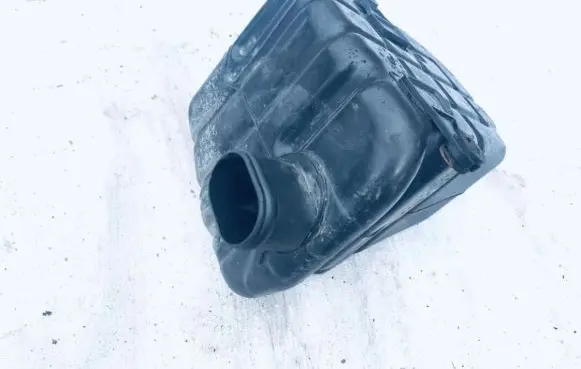 Intake resonator