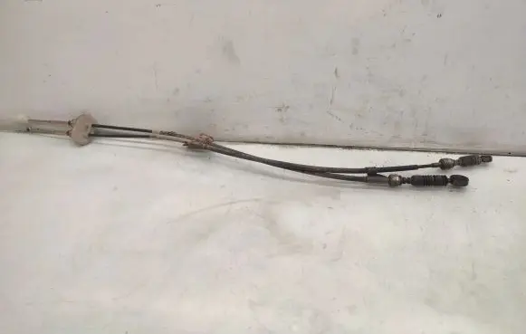 Honda CR-V Gear shift cable linkage