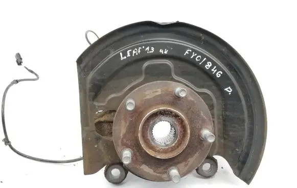 Nissan Leaf I (ZE0) Front wheel hub