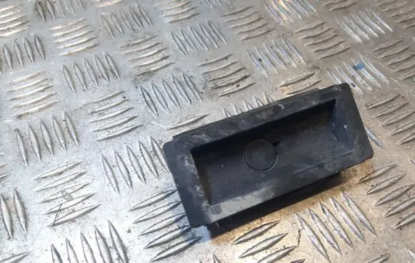 Audi A7 S7 4G Jacking socket point 4G0802847