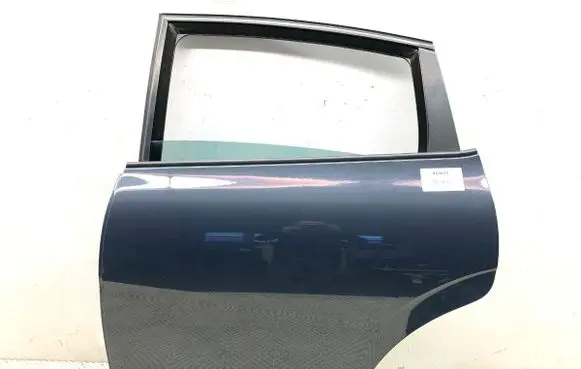 Seat Leon (1P) Rear door LW7X