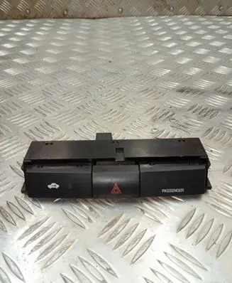 Toyota Corolla Verso AR10 Hazard light switch 153965