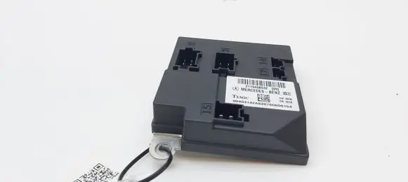Mercedes-Benz E W211 Comfort/convenience module 2115458532 A2115458532