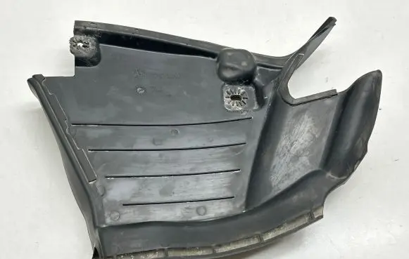 Volvo V70 Front mudguard 31425011