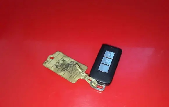 Mitsubishi ASX Ignition key/card 2007DJ0534 G8D644MKEYE2 CCAB07LP0300T0