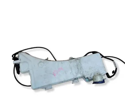 Peugeot 5008 Windshield washer fluid reservoir/tank 