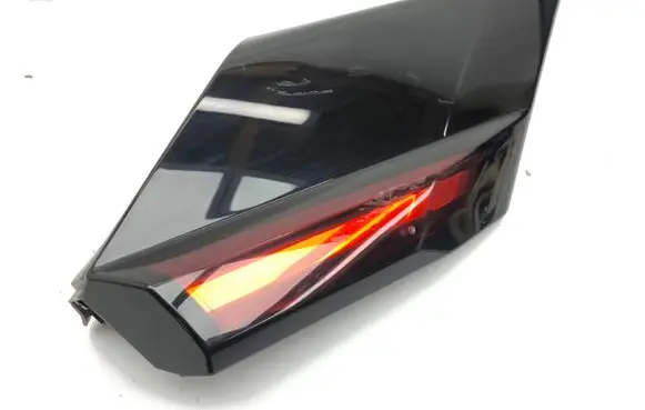 Citroen C4 III e-C4 Rear tail light reflector 9835109680