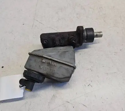 Renault Thalia I Master brake cylinder 6025371404