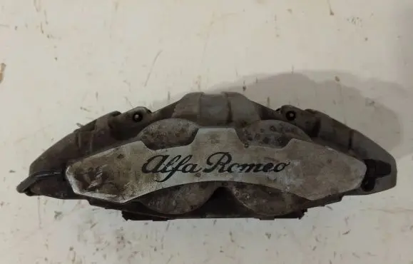 Alfa Romeo Stelvio Front brake caliper 00505502770