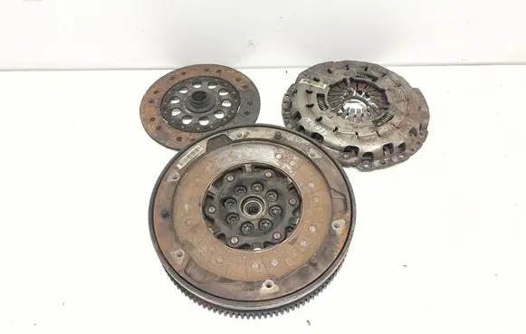 BMW 3 E90 E91 Clutch set kit 7577479 7567831 7567830