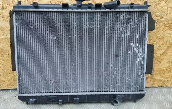 KIA Carens I Coolant radiator 0K2KB15XXX