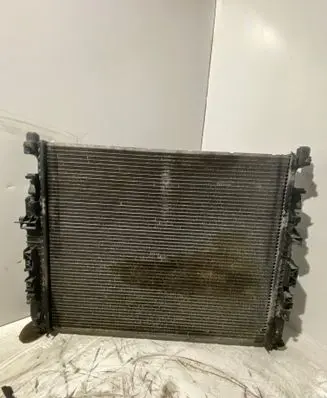 Mercedes-Benz ML W164 Coolant radiator A1645001404
