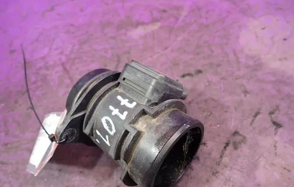 Peugeot 207 CC Mass air flow meter 