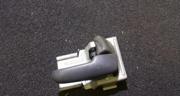 Mazda 626 Rear door interior handle mdh20i