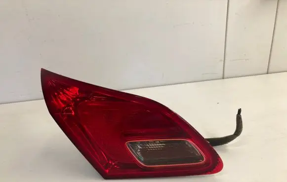 Opel Astra J Tailgate rear/tail lights