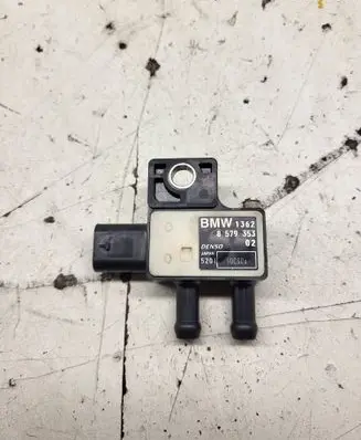 BMW 5 G30 G31 G38 Exhaust gas pressure sensor 8579353 10C300