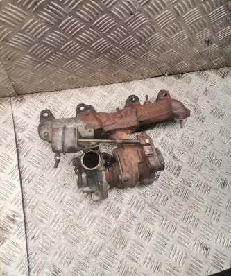 Volkswagen PASSAT B5 Turbo 028145702