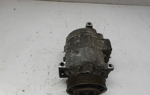 Volkswagen PASSAT B7 Air conditioning (A/C) compressor (pump) 1K0820859D