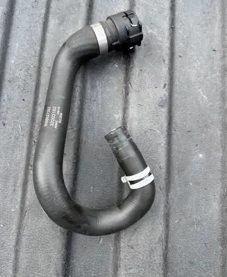 Volvo V60 Engine coolant pipe/hose 32203162 8888627392