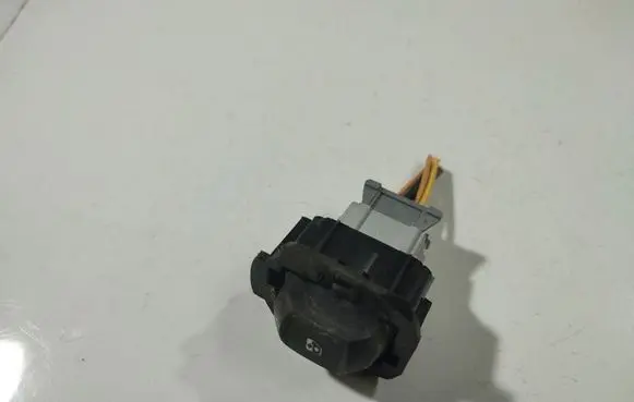 Renault Scenic III - Grand scenic III Electric window control switch 