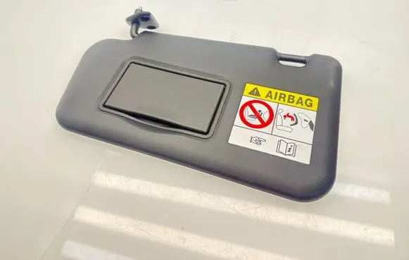 Nissan Juke II F16 Sun visor 