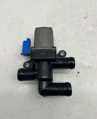 Renault Captur II Coolant heater control valve 212301538R 45350001