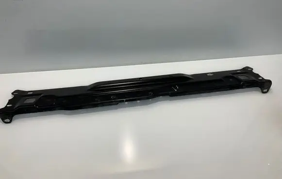Mercedes-Benz C W204 Top upper radiator support slam panel A2046200272 2046200272