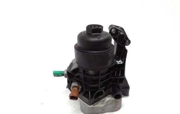 Volkswagen Tiguan Oil filter mounting bracket 03N117021 03N115389