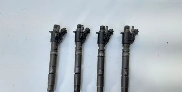 Volvo V70 Fuel injectors set 31272767 0445116036