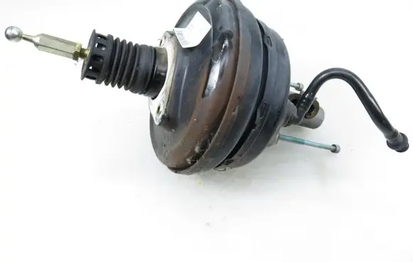 Volkswagen PASSAT B5 Brake booster 4B3612105