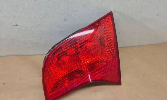 Audi A4 S4 B7 8E 8H Tailgate rear/tail lights 8E9945094 484502 ULO749002