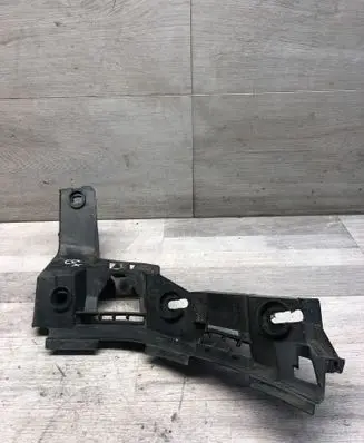 Volkswagen Golf Plus Rear bumper mounting bracket 5M0807394A